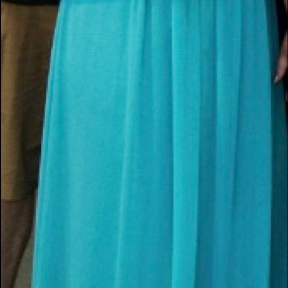 Bill Levkoff formal dress! Homecoming/bridesmaid - Picture 2 of 7